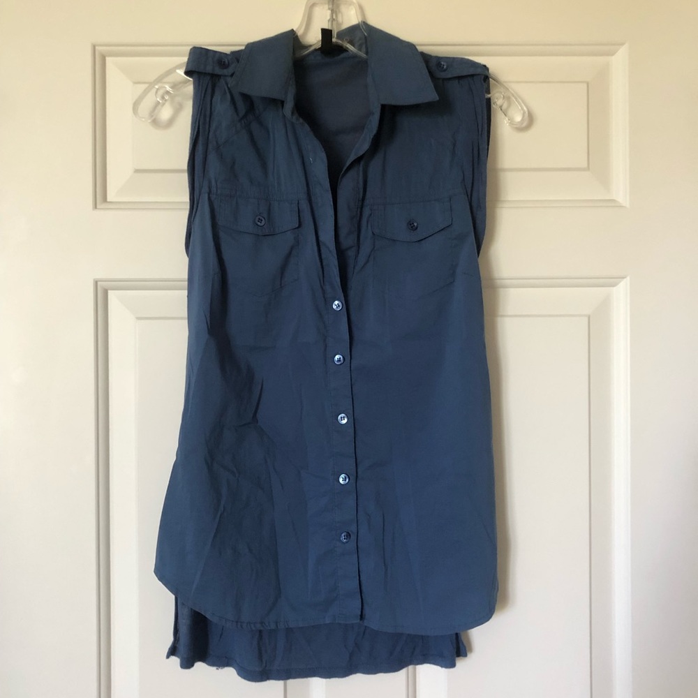 BCBGMaxAzria blue button up tank with cotton back